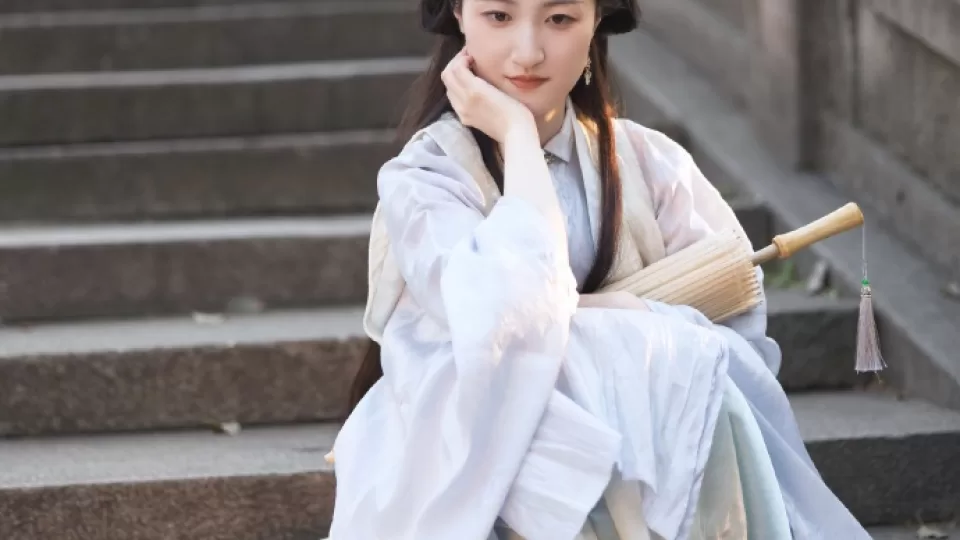51吃瓜今日投稿专题更新:17每日挑战|高清视频在线观看|版式体验指南播放预览封面